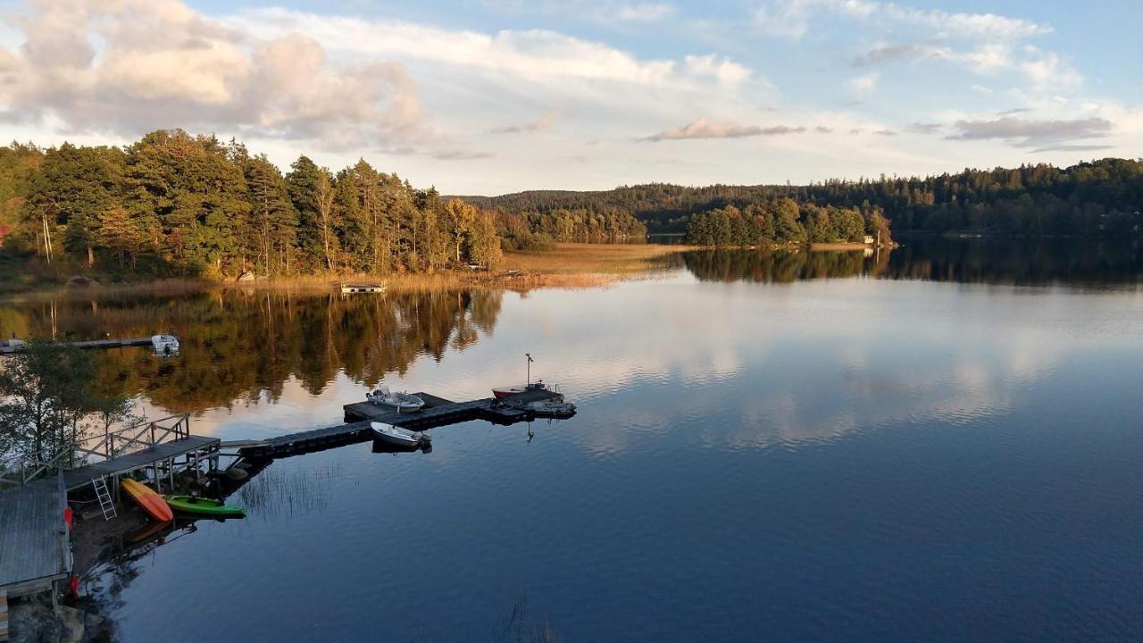 Evika Boutique Hotel Eskilsby Eksteriør bilde